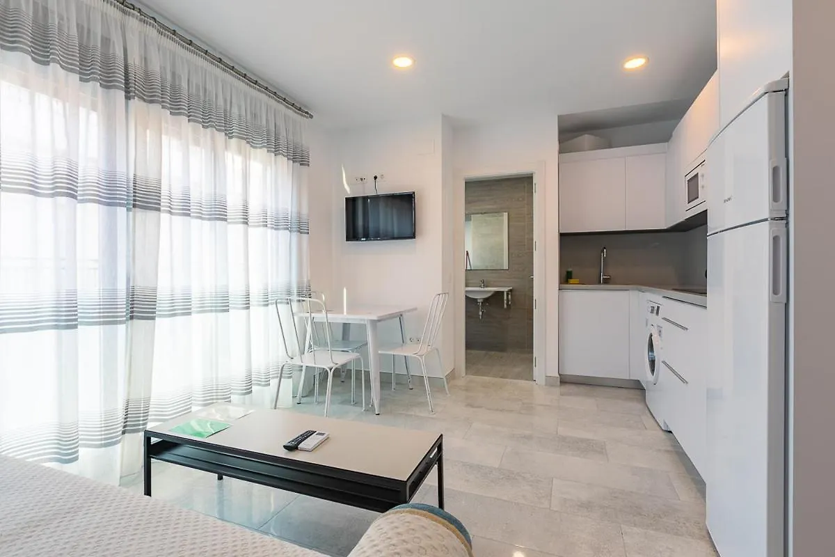 Apartamentos Guerrero 3 Torre Del Mar 0*,  Espanha